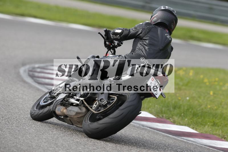 /Archiv-2025/53 16.09.2025 Track Day Domi Aegerter ADR/Gruppe gruen/68